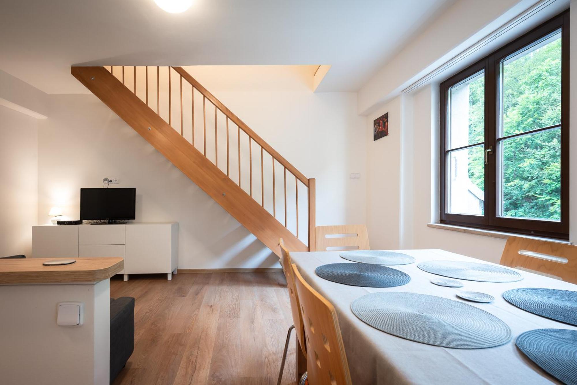 Apartman U Lanovky ヤーヒモフ エクステリア 写真